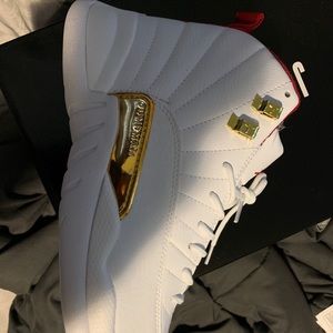 Retro 12